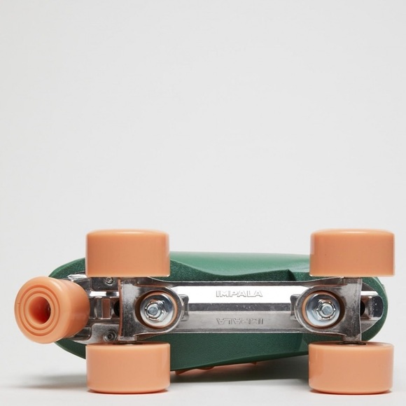 Impala Green and Peach Roller Skates - Picture 4 of 5